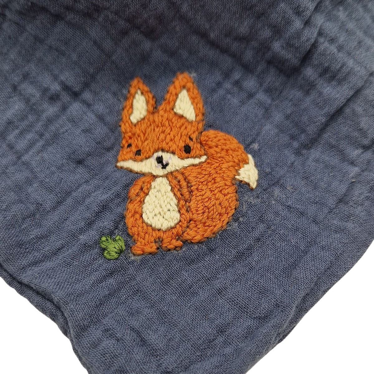 Dreieckstuch blau, bestickt, Fuchs
