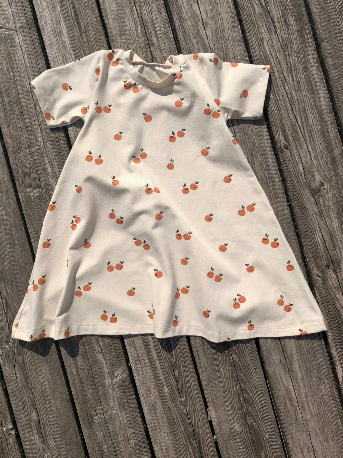Kleid beige, Orange